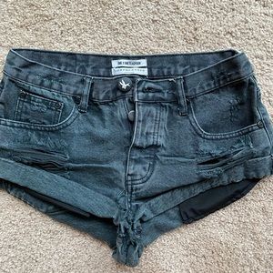 Black one teaspoon bandit shorts